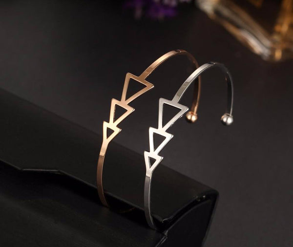 Scratch Triangle Open Bangle