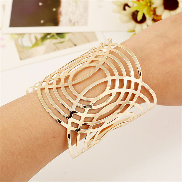 Gold-color Geometric Bangle