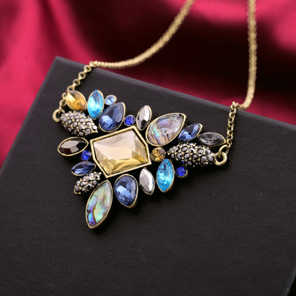 Exquisite Rhinestone Necklace