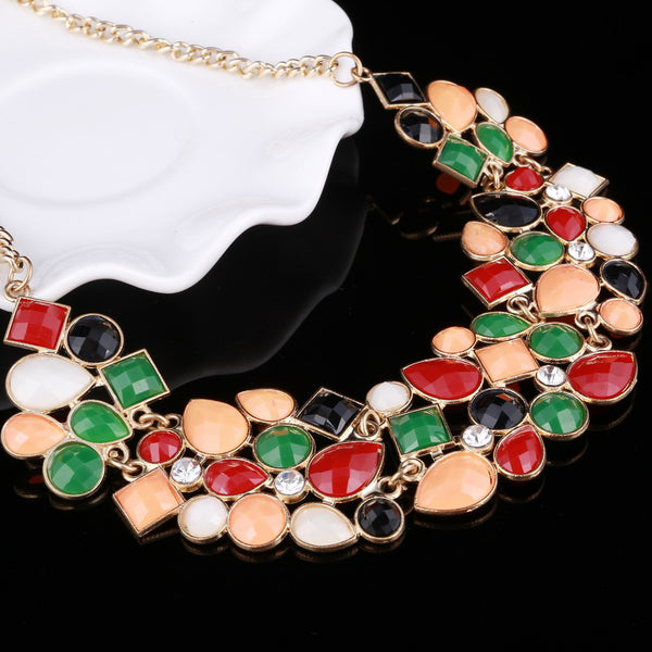 Multicolor Stones Vintage Necklace
