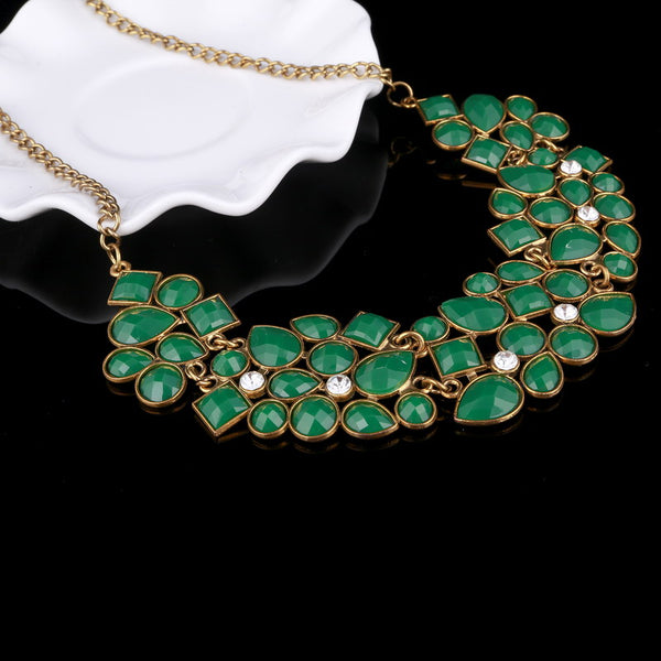Multicolor Stones Vintage Necklace