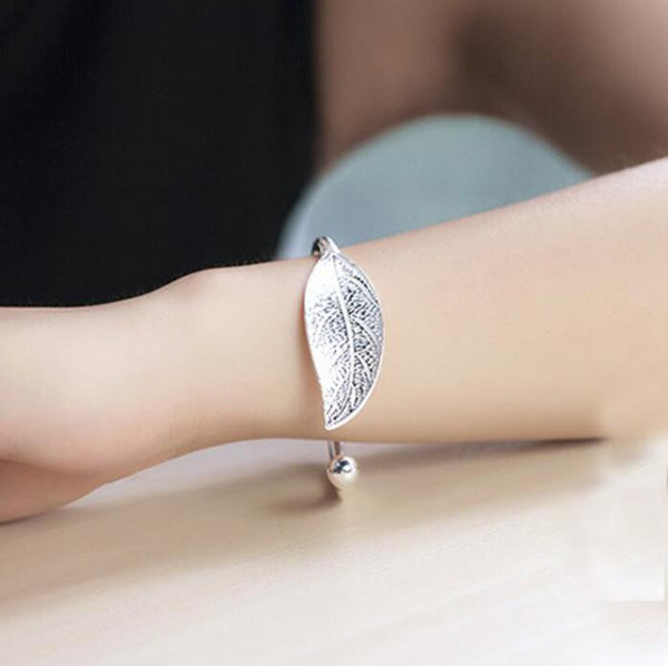 Fashion Trendy Open Leaf Cuff Bangle