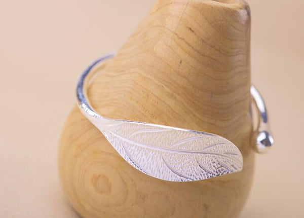 Fashion Trendy Open Leaf Cuff Bangle